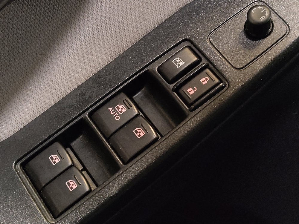 Used 2016 Subaru Forester 2.5i Premium w/ All-Weather Package image 27