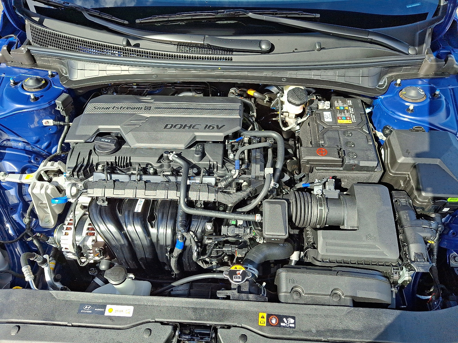 Certified 2025 Hyundai Elantra SE image 28