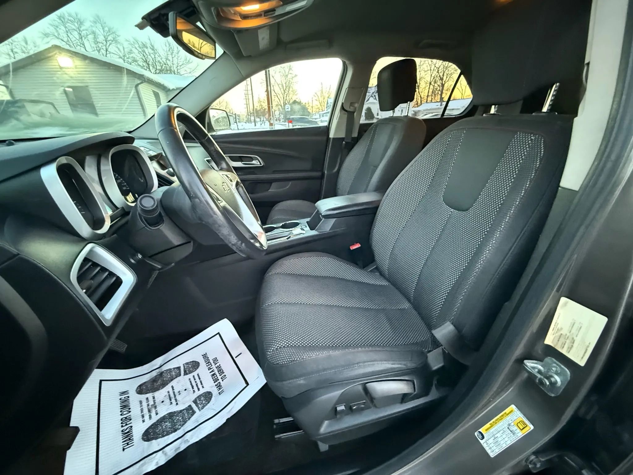 Used 2011 Chevrolet Equinox LT image 13