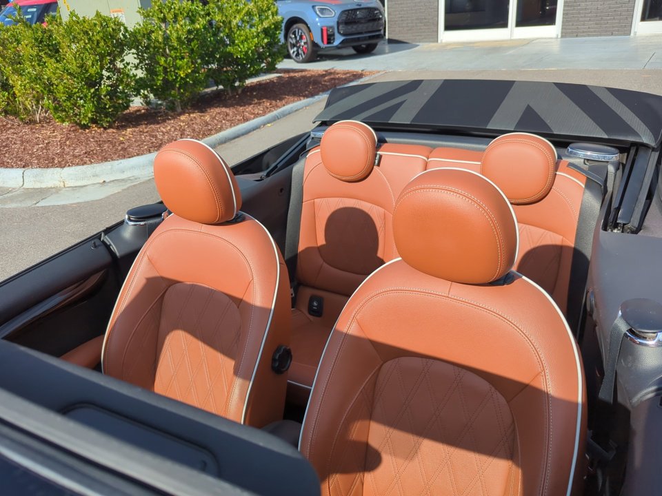 Used 2022 MINI Cooper S w/ Driver Assistance Package image 21