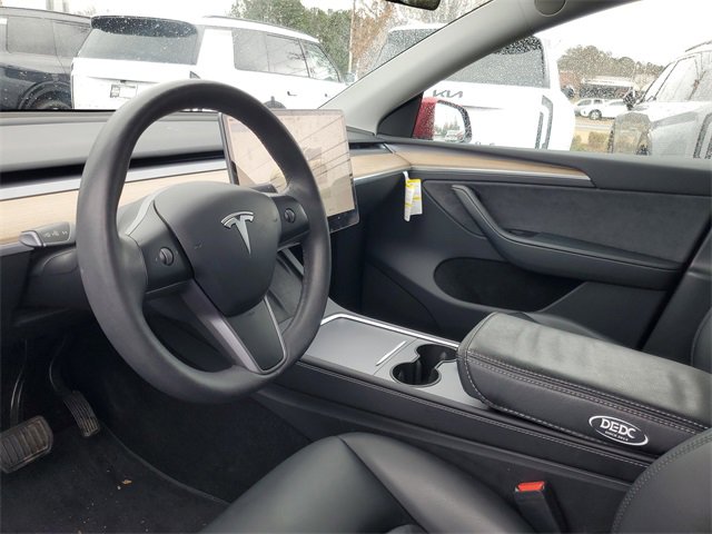 Used 2024 Tesla Model Y Long Range image 12