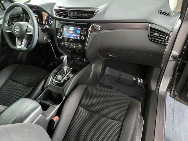 Used 2022 Nissan Rogue Sport S image 23