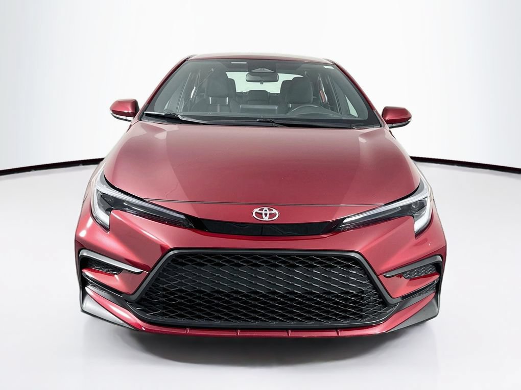 Used 2025 Toyota Corolla SE FWD image 2