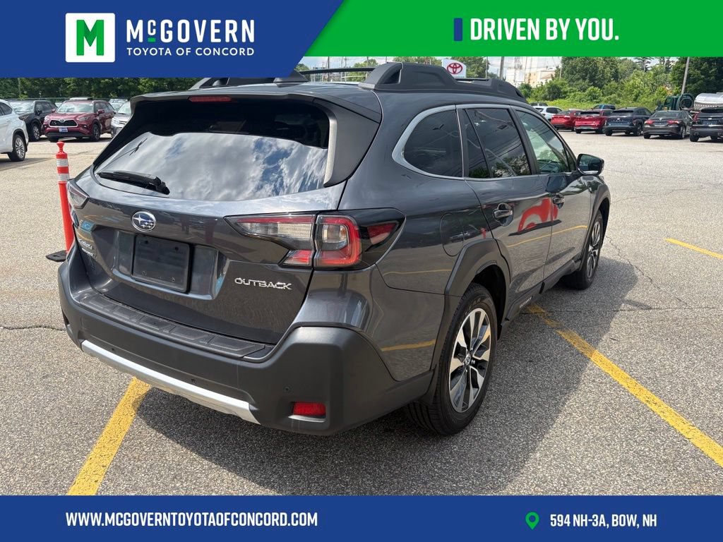 Used 2023 Subaru Outback Limited AWD/4WD image 7