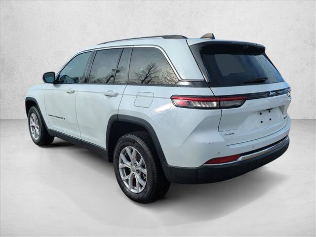 Used 2022 Jeep Grand Cherokee Limited w/ Luxury Tech Group II image 7