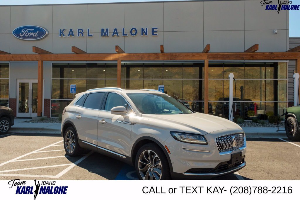 Used 2023 Lincoln Nautilus Reserve w/ Equipment Group 201A