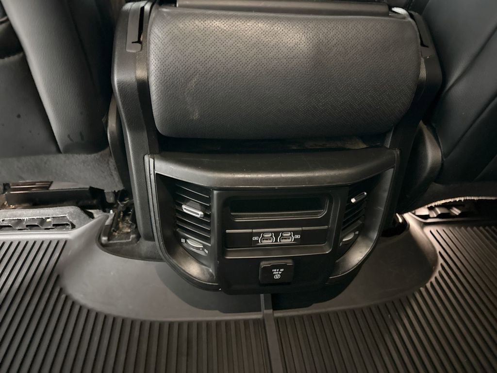 Used 2021 RAM 1500 Laramie AWD/4WD image 22