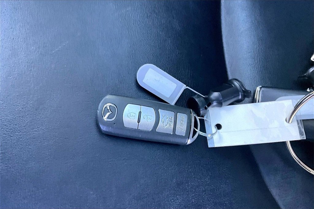 Used 2014 MAZDA MAZDA3 i Grand Touring image 10