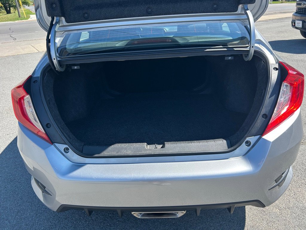Used 2020 Honda Civic Sport image 29