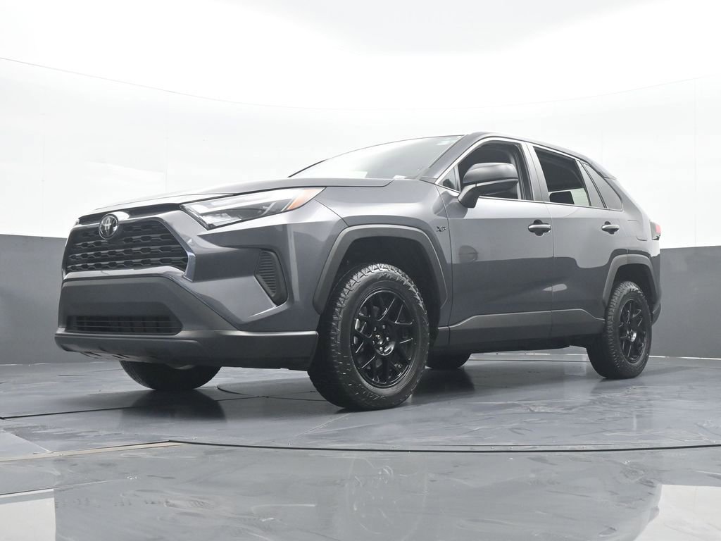 Used 2023 Toyota RAV4 LE image 51
