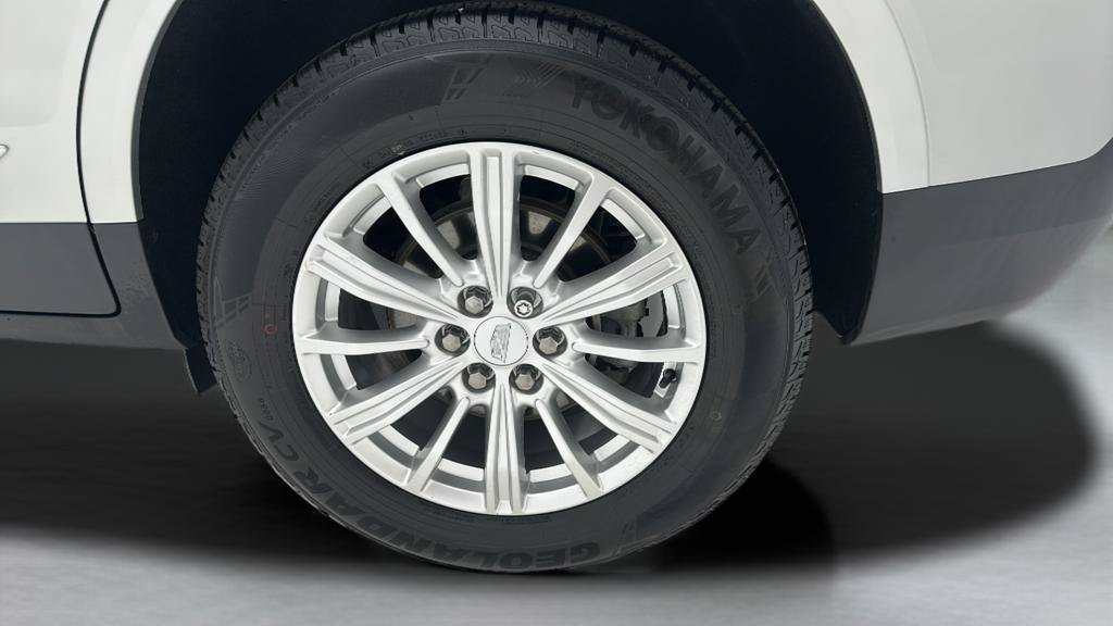 Used 2019 Cadillac XT5 AWD image 8