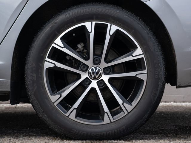 Certified 2022 Volkswagen Jetta Sport image 13