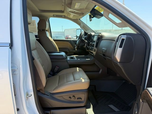 Used 2018 GMC Sierra 2500 Denali w/ Duramax Plus Package AWD/4WD image 50