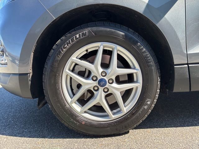 Used 2022 Ford Edge SEL w/ Convenience Package image 9