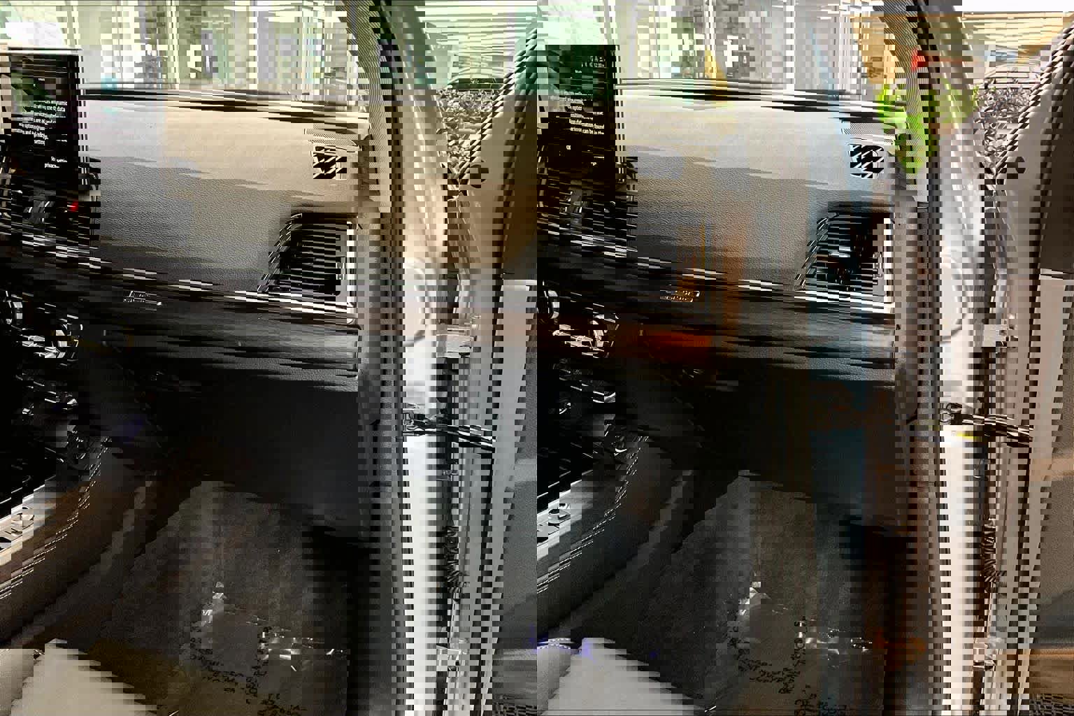 Certified 2025 Audi Q5 2.0T Premium Plus w/ Premium Plus Package image 18