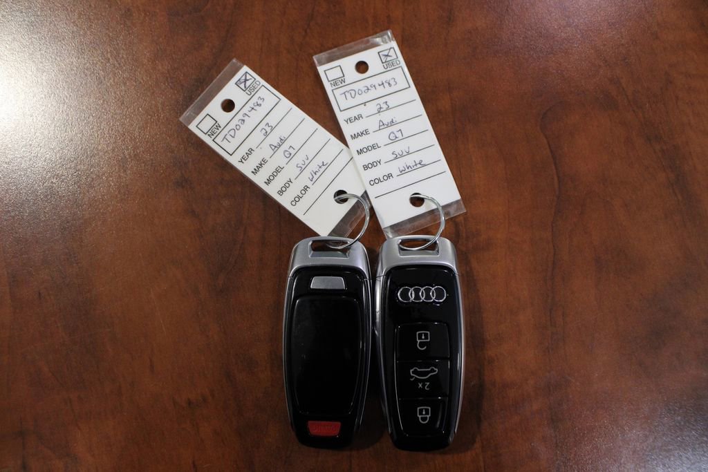 Used 2023 Audi Q7 3.0T Premium Plus image 37