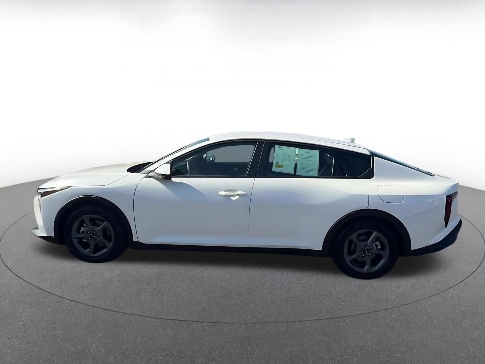 Used 2026 Kia K4 FWD image 10