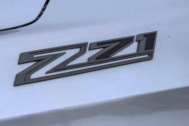 Used 2021 Chevrolet Tahoe Z71 w/ Luxury Package AWD/4WD image 36