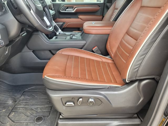 Used 2024 GMC Sierra 2500 Denali Ultimate AWD/4WD image 23
