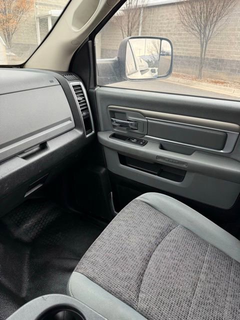 Used 2014 RAM 2500 SLT w/ Protection Group image 25