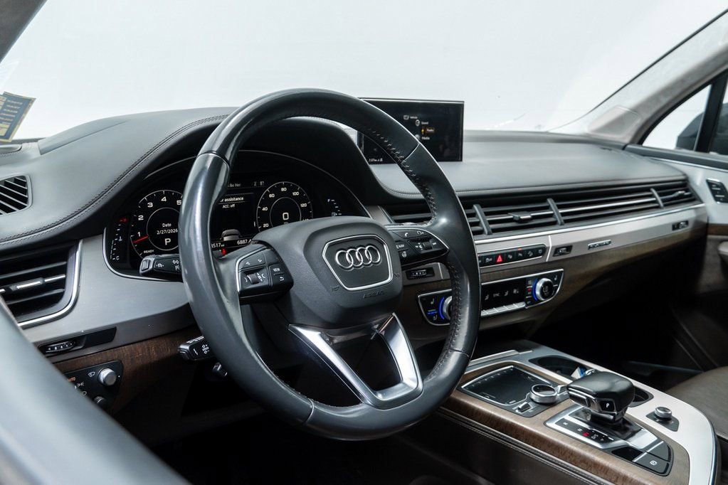 Used 2019 Audi Q7 3.0T Prestige AWD/4WD image 13