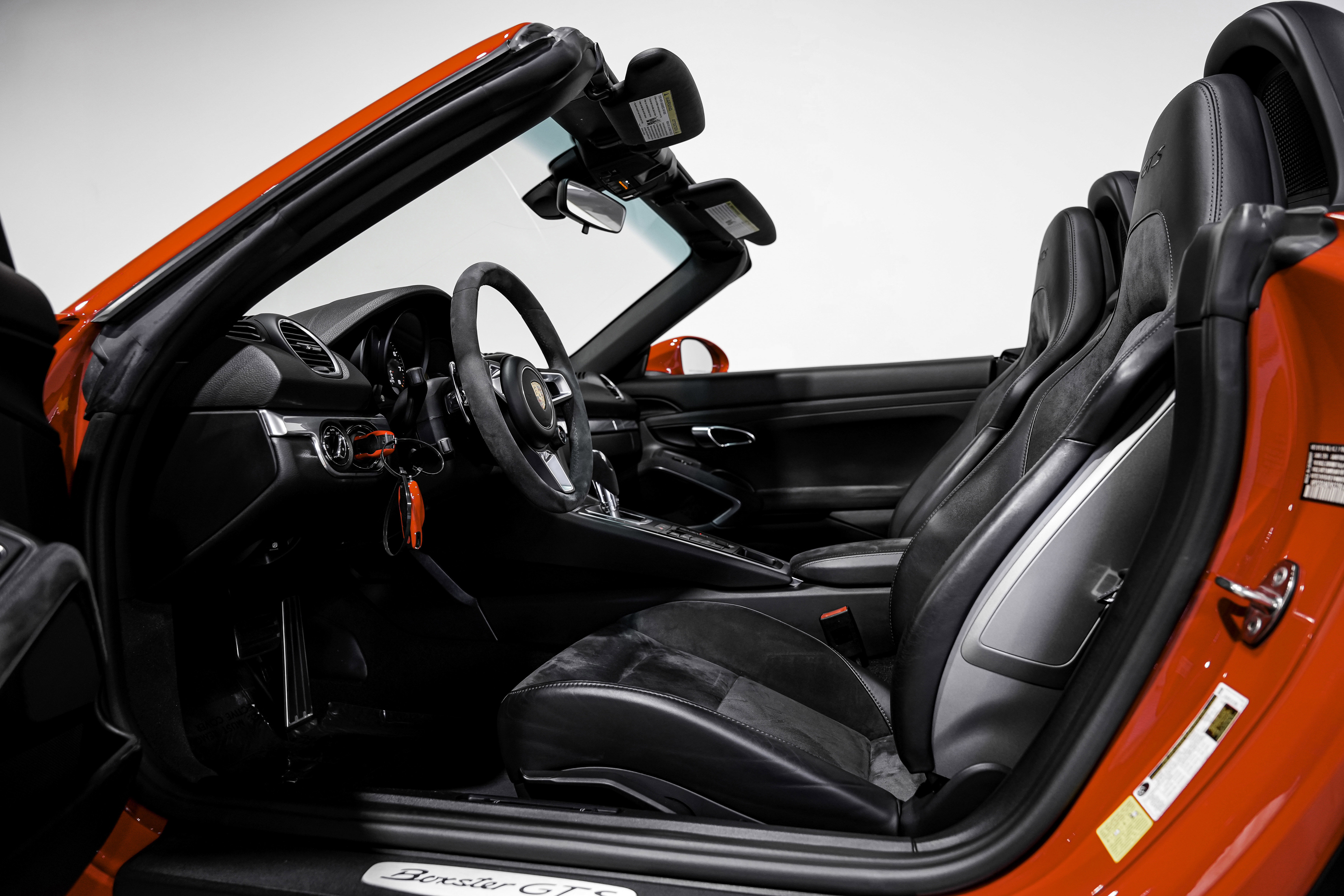 Used 2019 Porsche 718 Boxster GTS image 16