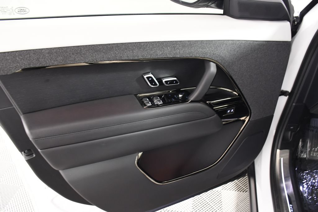 Certified 2025 Land Rover Range Rover Sport Autobiography AWD/4WD image 14