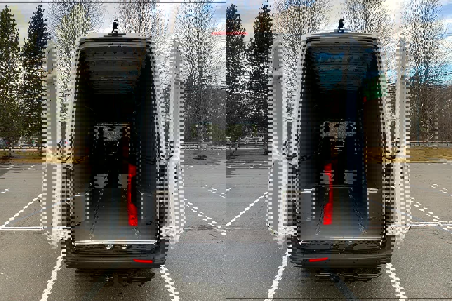 Used 2025 Mercedes-Benz Sprinter 2500 image 23