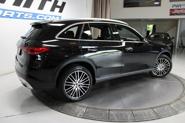 Used 2024 Mercedes-Benz GLC 300 image 7