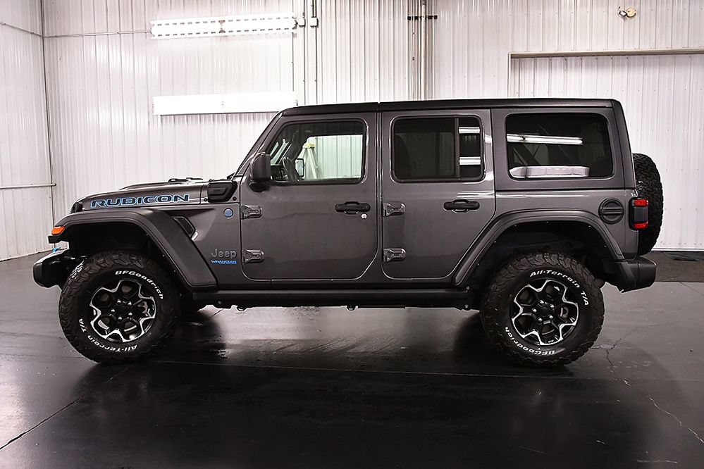 Used 2021 Jeep Wrangler Unlimited Rubicon 4xe w/ Cold Weather Group AWD/4WD image 4