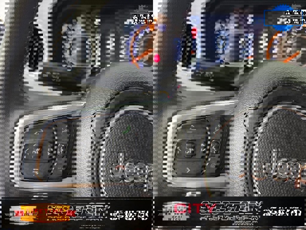 Used 2024 Jeep Wrangler Sahara image 16