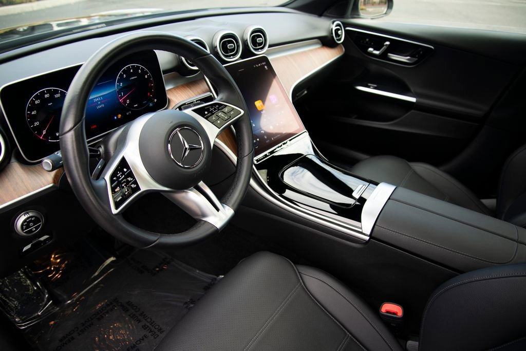 Certified 2025 Mercedes-Benz C 300 4MATIC Sedan image 13