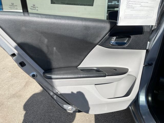 Used 2017 Honda Accord LX image 27