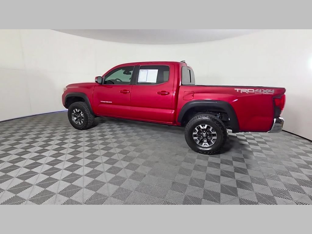 Used 2018 Toyota Tacoma TRD Off-Road AWD/4WD image 42
