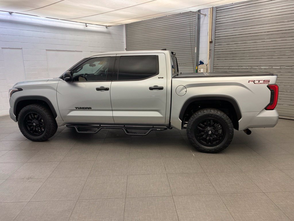Used 2023 Toyota Tundra SR5 w/ SR5 Convenience Package AWD/4WD image 6
