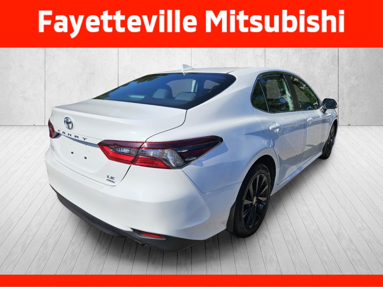 Used 2024 Toyota Camry LE AWD/4WD image 10