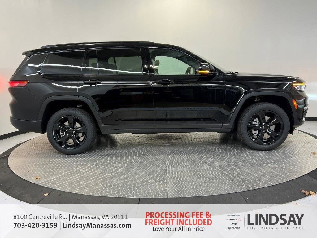 New 2025 Jeep Grand Cherokee L Limited w/ Luxury Tech Group II image 3