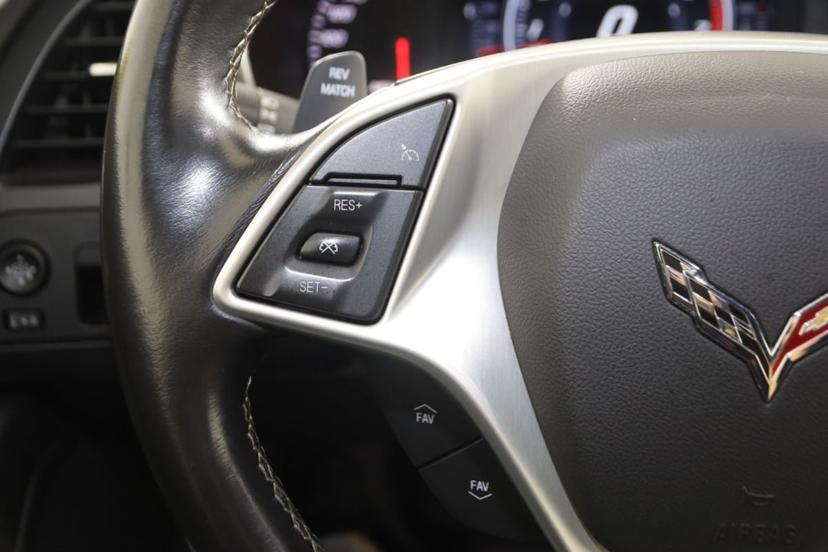 Used 2015 Chevrolet Corvette Stingray Coupe w/ ZF1 Appearance Package RWD image 34