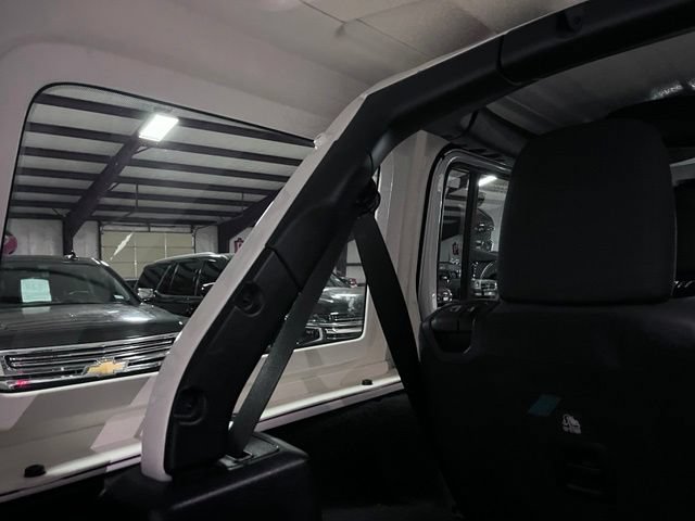 Used 2021 Jeep Wrangler Unlimited Sahara w/ Uconnect 4C Nav & Sound Group AWD/4WD image 7