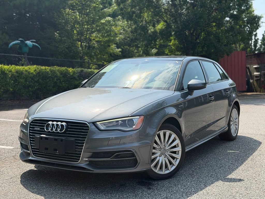 Used 2016 Audi A3 e-tron Premium w/ 17" Wheel Package FWD image 1