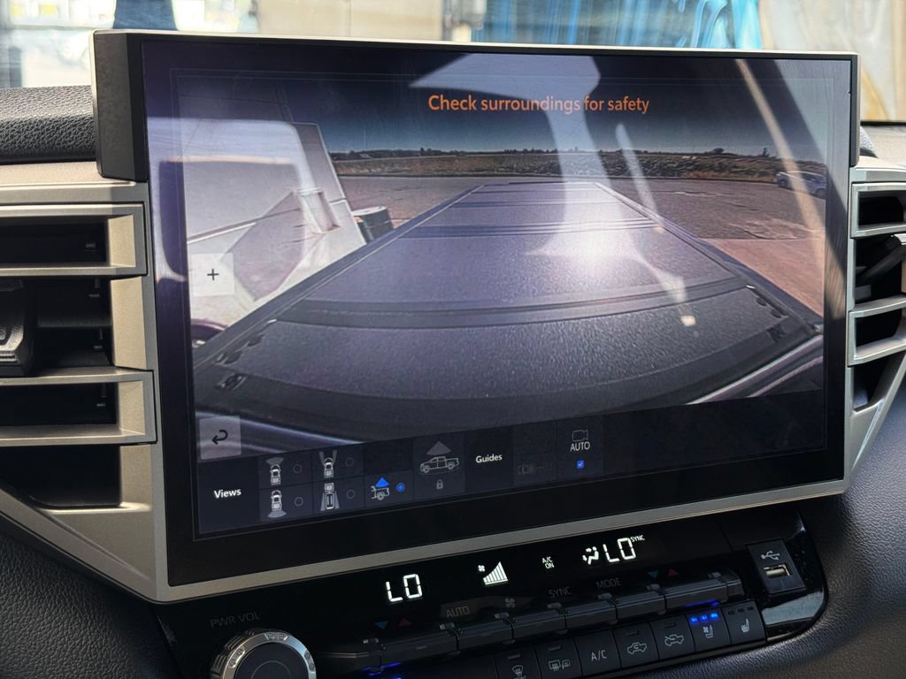 Certified 2025 Toyota Tundra Limited AWD/4WD image 25