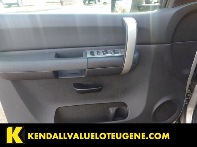 Used 2008 Chevrolet Silverado 2500 LT RWD image 16
