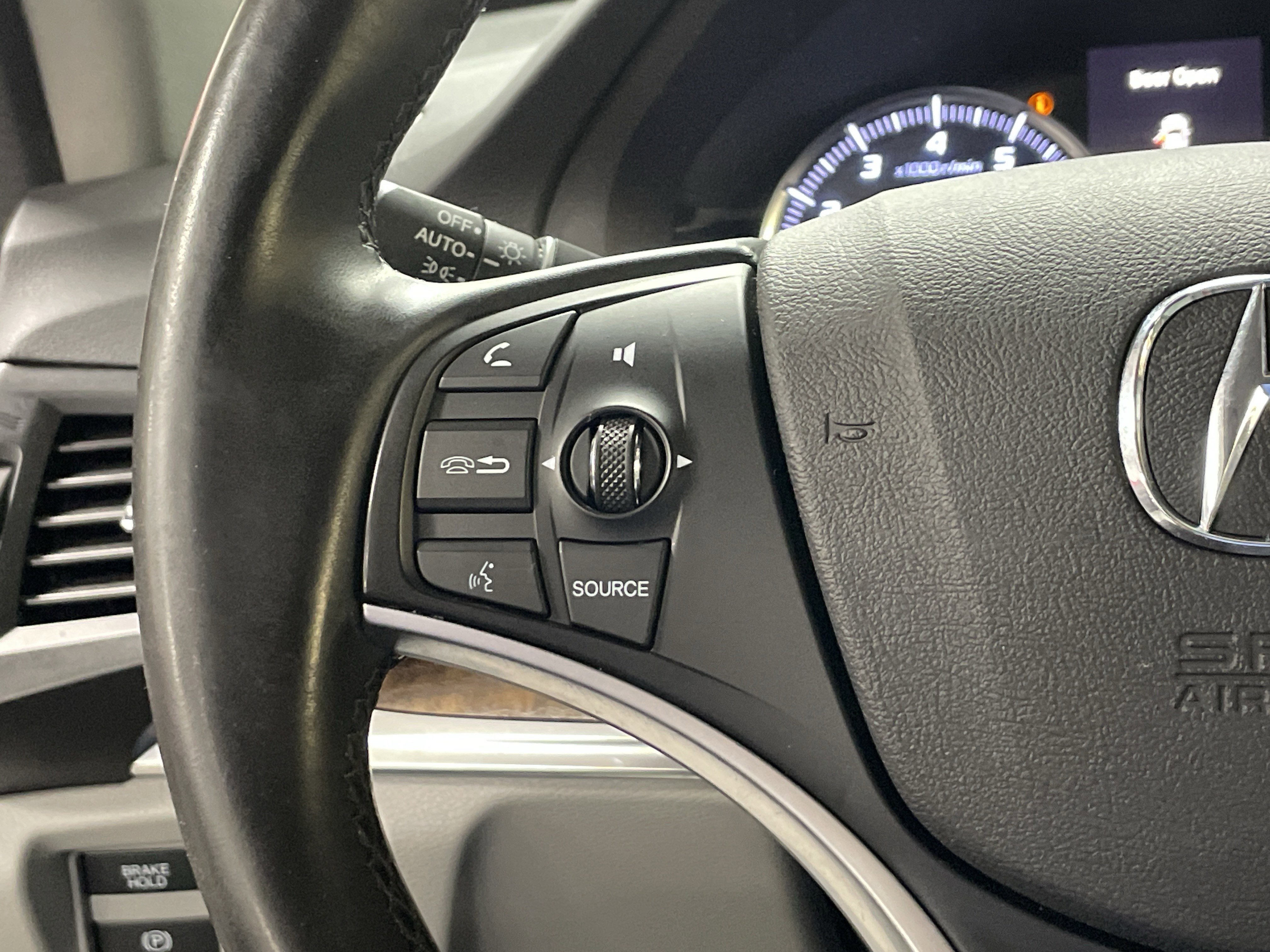 Used 2019 Acura MDX FWD w/ Technology Package image 19