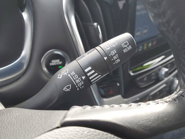 Used 2022 Chevrolet Traverse LT image 20