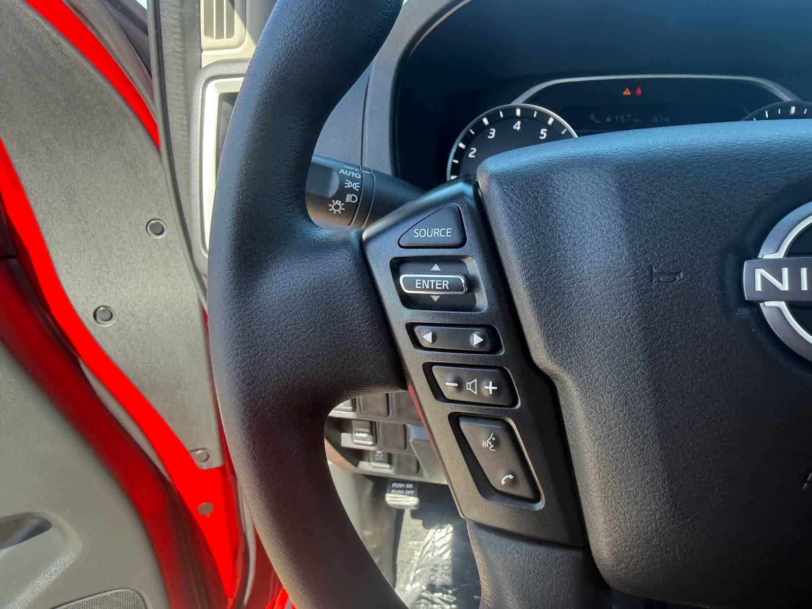 Certified 2025 Nissan Frontier SV image 22