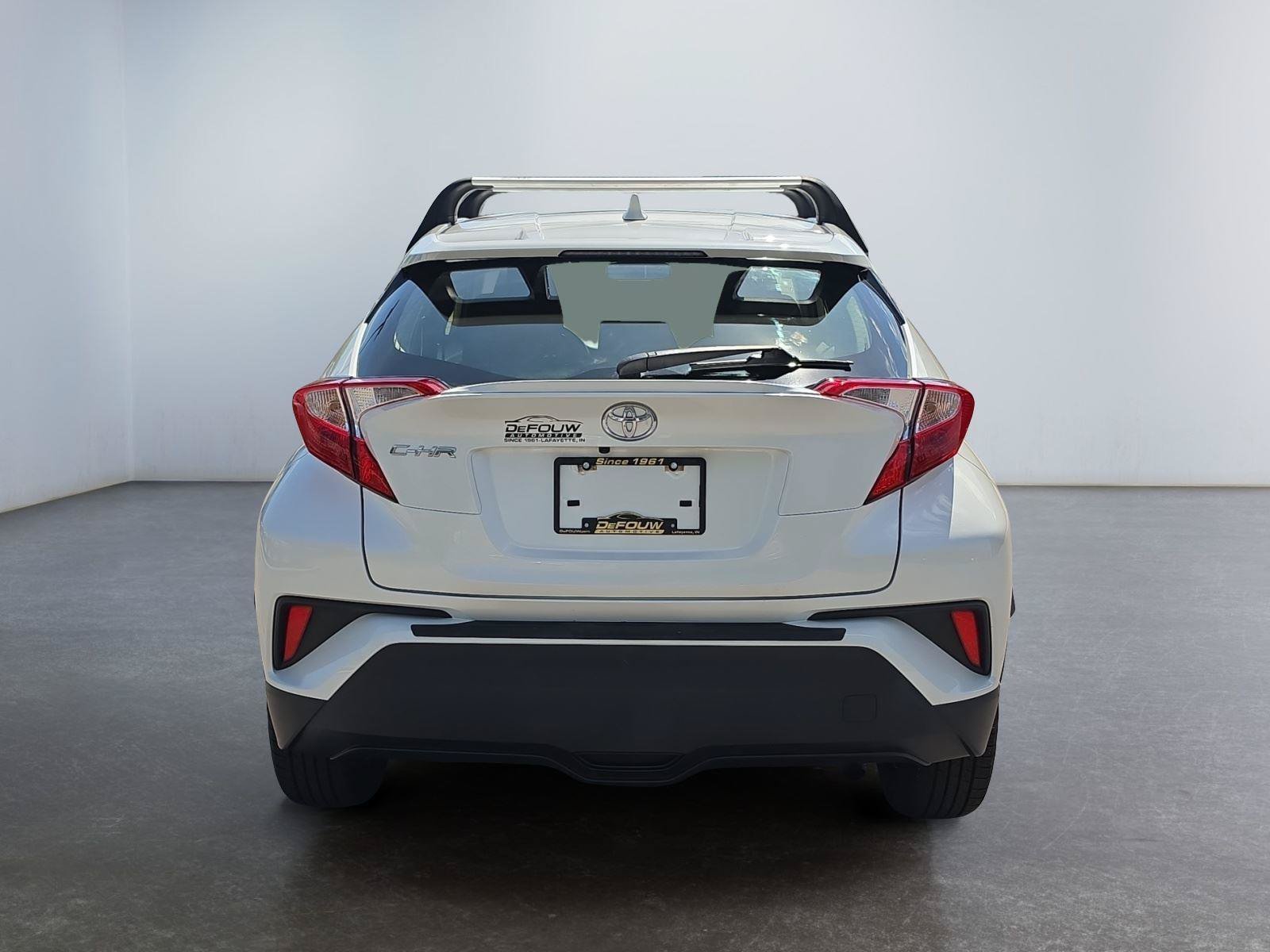 Used 2021 Toyota C-HR LE FWD image 4