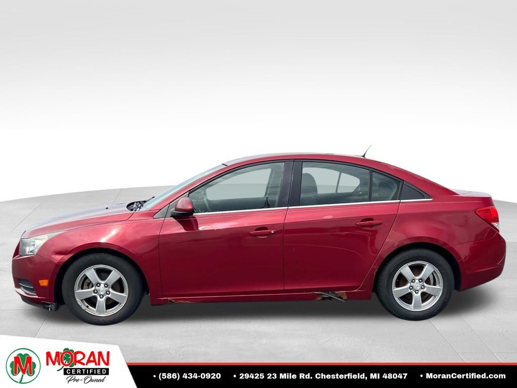 Used 2012 Chevrolet Cruze LT FWD image 2