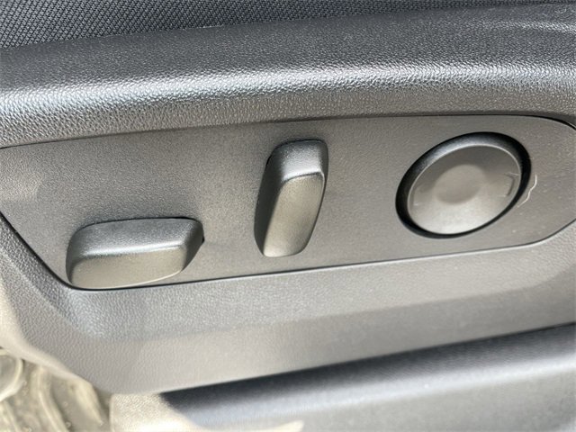 New 2025 GMC Sierra 1500 SLE image 12