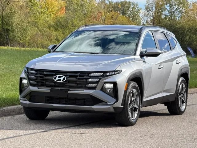 Used 2025 Hyundai Tucson SEL FWD image 7