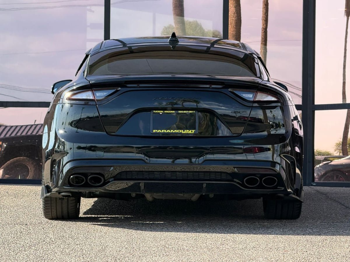 Used 2020 Kia Stinger GT1 RWD image 10